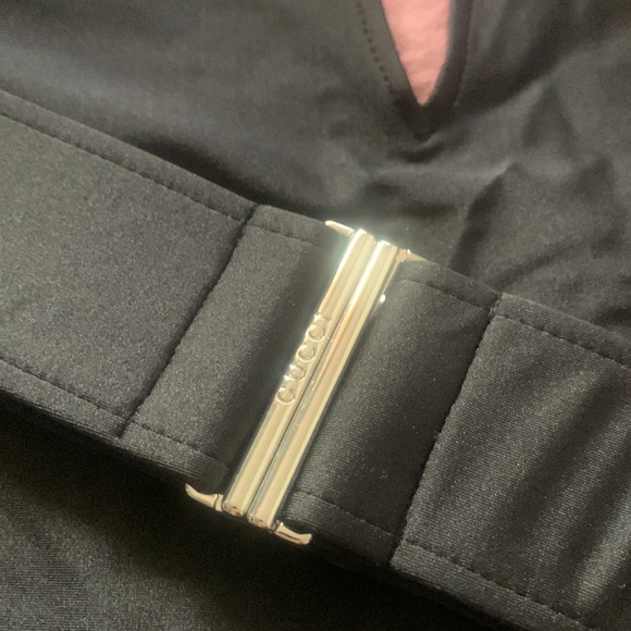 Gucci Sparkling black swimsuit or bodysuit with GG logo belt Miley Cyrus concert - Picture 10 of 11